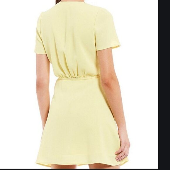 NWT Gianni Bini mini chiffon wrap dress - Picture 2 of 11